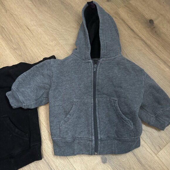 Gymboree 3-6 mo boys gray and black full zip hoodie sweatshirt set 2 baby - Picture 4 of 8